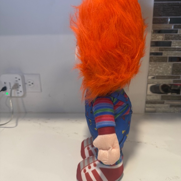 17” Gemmy Chucky Halloween Greeter, features Chucky in his signature overalls. - Picture 6 of 7